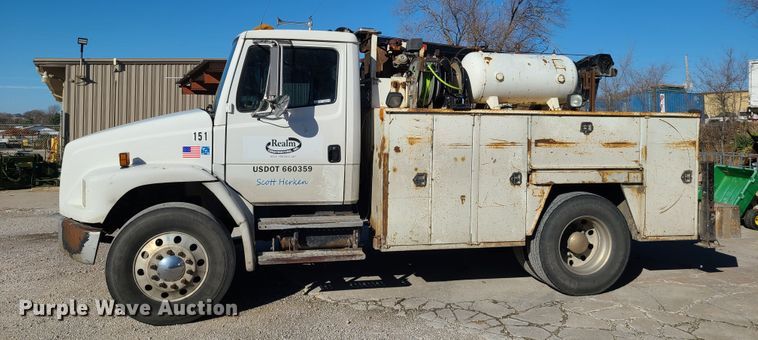 image for item HM9336 2001 Freightliner FL70  service truck with crane