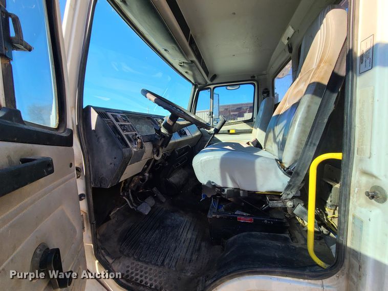 image for item HM9336 2001 Freightliner FL70  service truck with crane