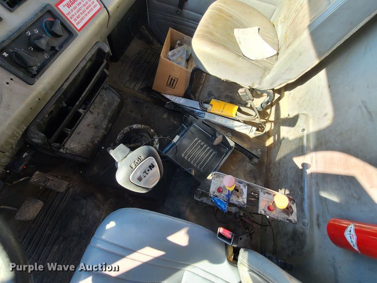 image for item HM9336 2001 Freightliner FL70  service truck with crane