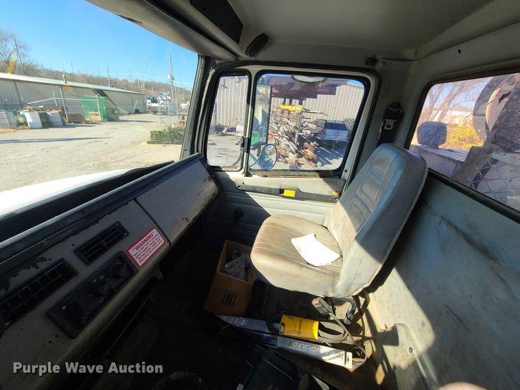 image for item HM9336 2001 Freightliner FL70  service truck with crane