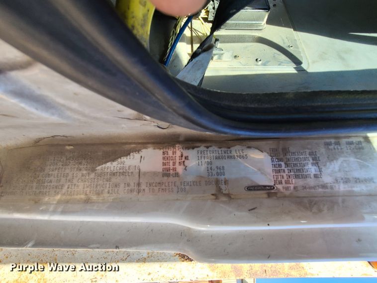 image for item HM9336 2001 Freightliner FL70  service truck with crane