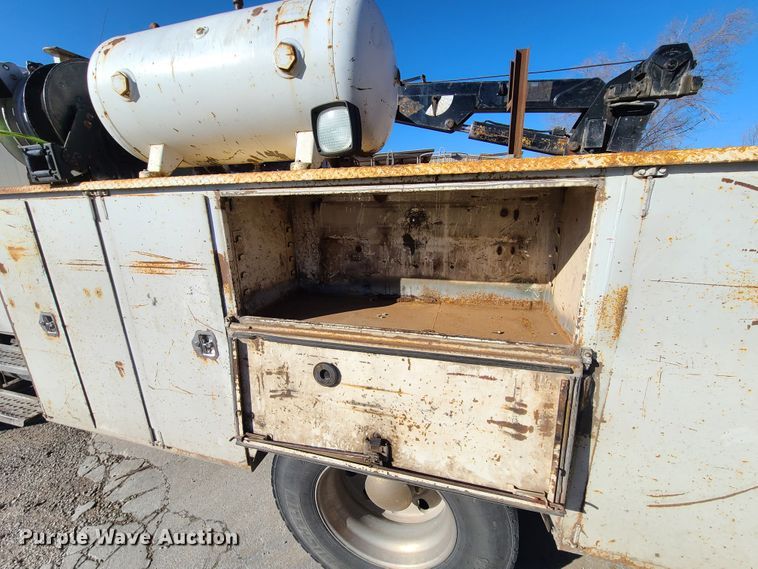 image for item HM9336 2001 Freightliner FL70  service truck with crane