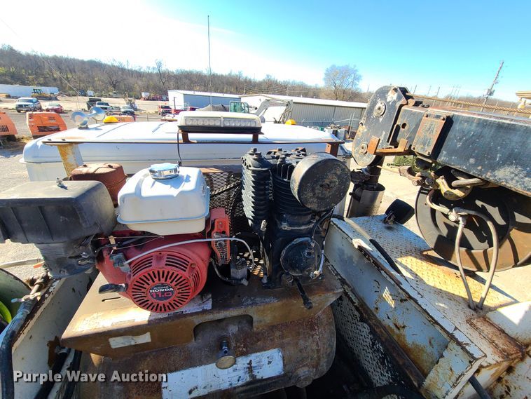 image for item HM9336 2001 Freightliner FL70  service truck with crane