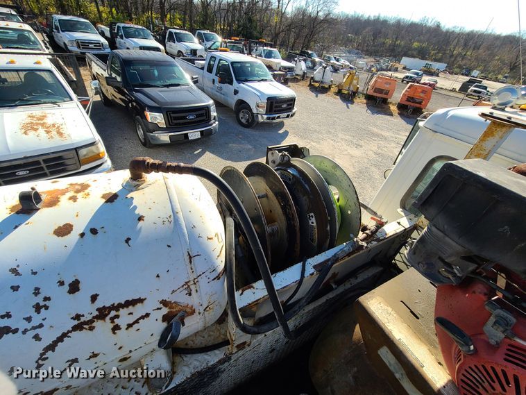 image for item HM9336 2001 Freightliner FL70  service truck with crane