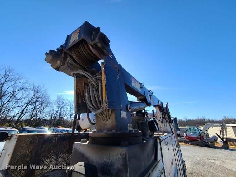 image for item HM9336 2001 Freightliner FL70  service truck with crane