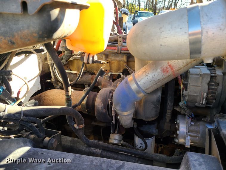 image for item HM9336 2001 Freightliner FL70  service truck with crane