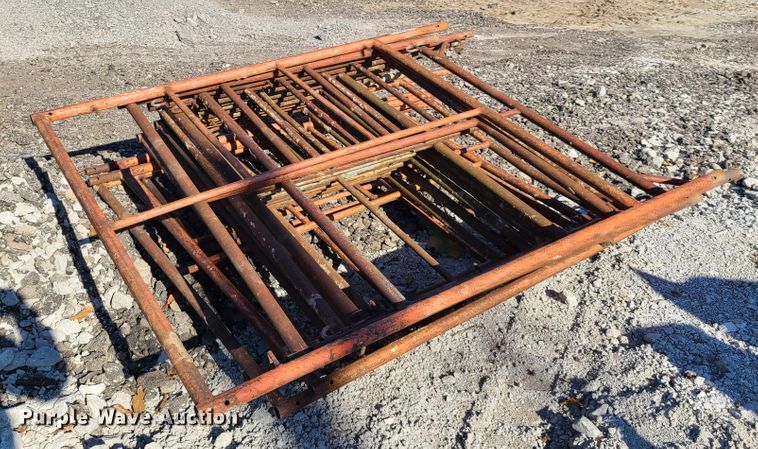 image for item HM9344 (15) pieces of scaffolding