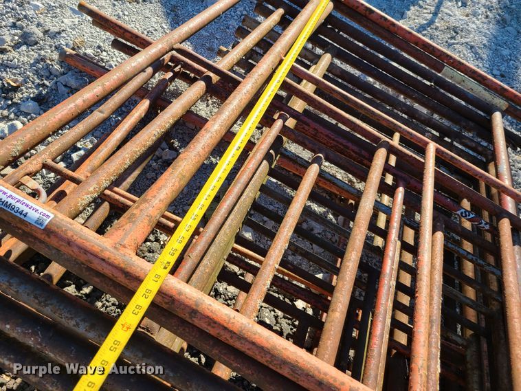 image for item HM9344 (15) pieces of scaffolding