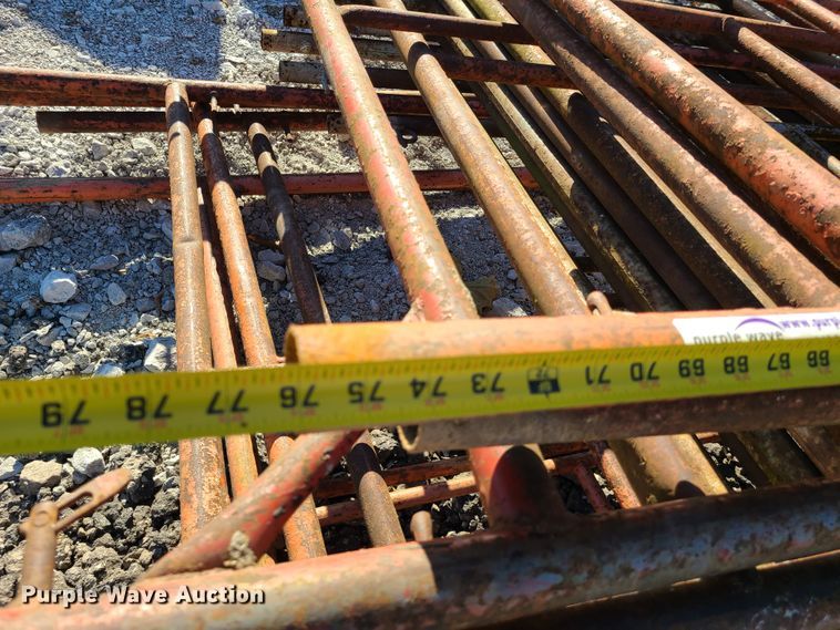 image for item HM9344 (15) pieces of scaffolding