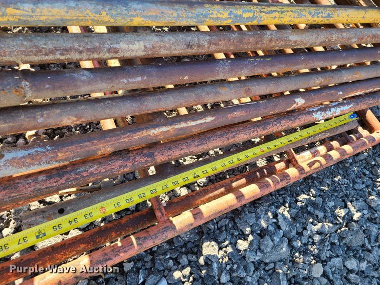 image for item HM9344 (15) pieces of scaffolding