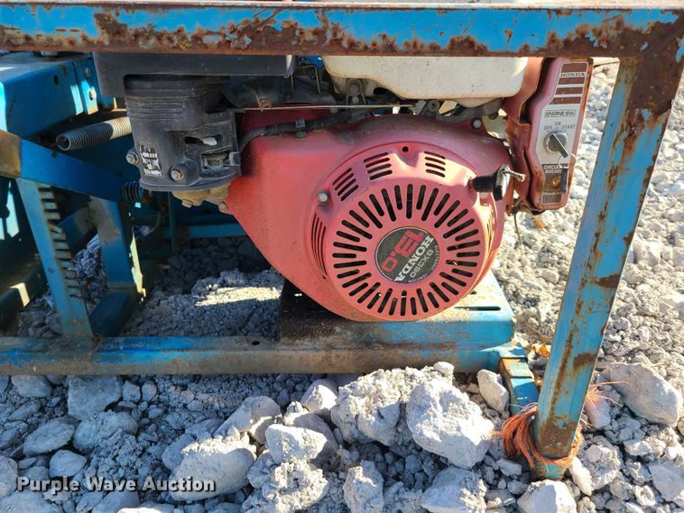 image for item HM9347 Goosen bale chopper