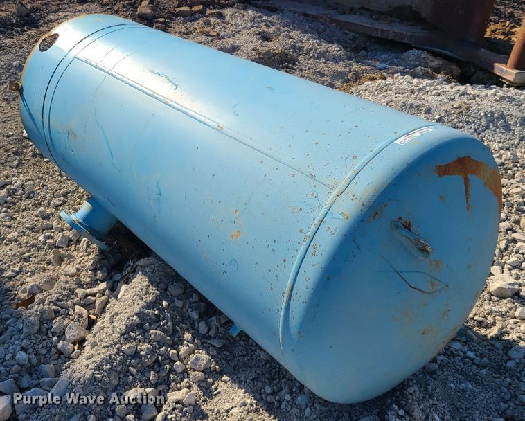 image for item HM9348 Air tank