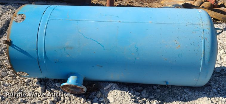 image for item HM9348 Air tank