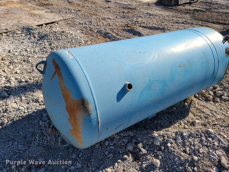 image for item HM9348 Air tank