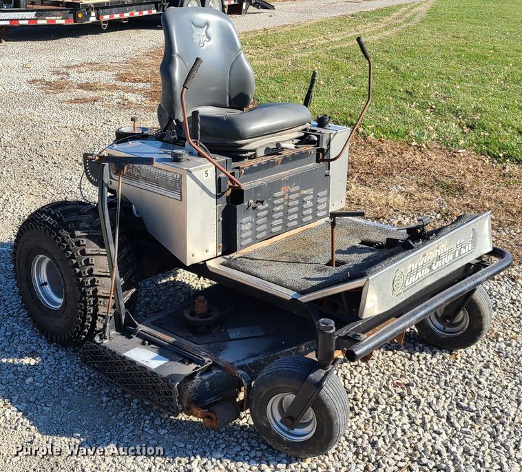 image for item HM9352 Dixie Chopper ZTR lawn mower