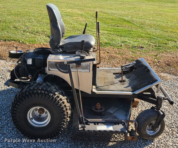 image for item HM9352 Dixie Chopper ZTR lawn mower