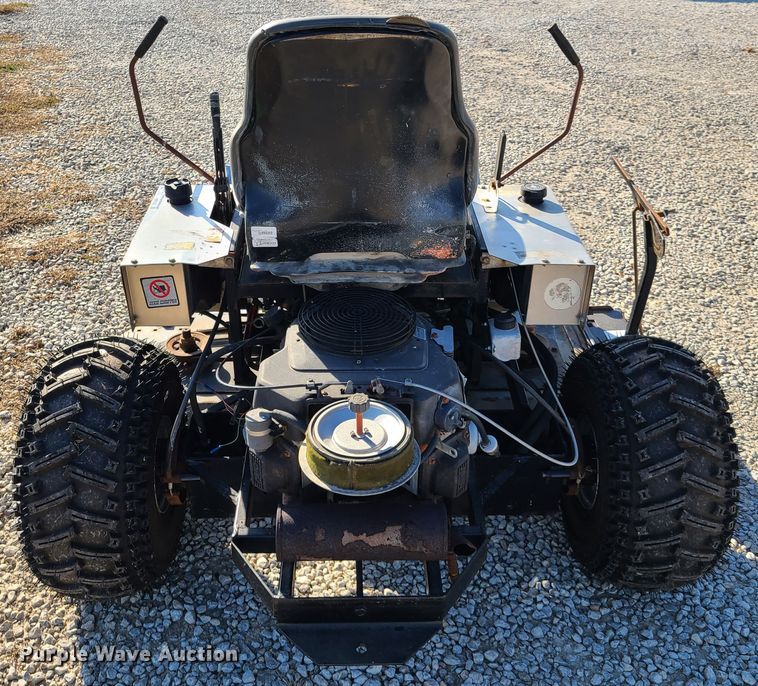 image for item HM9352 Dixie Chopper ZTR lawn mower