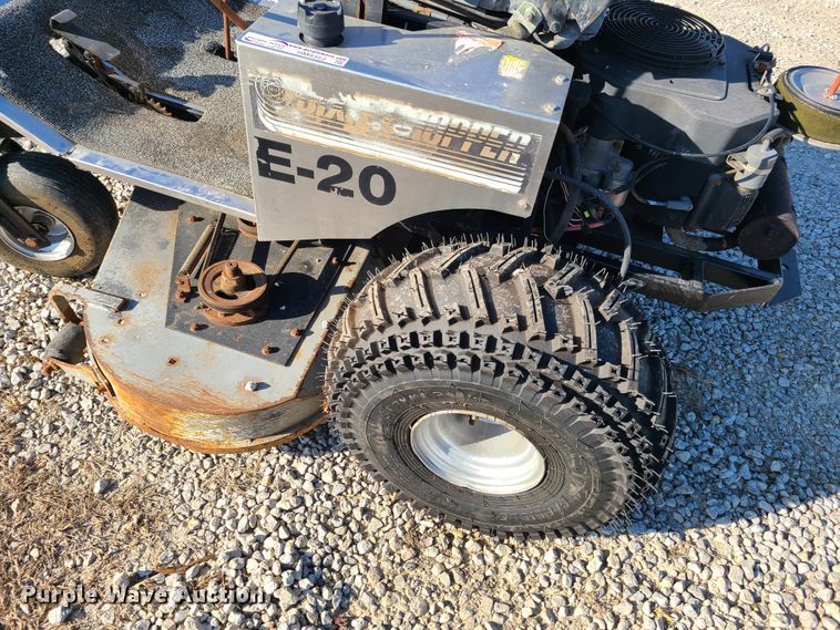 image for item HM9352 Dixie Chopper ZTR lawn mower