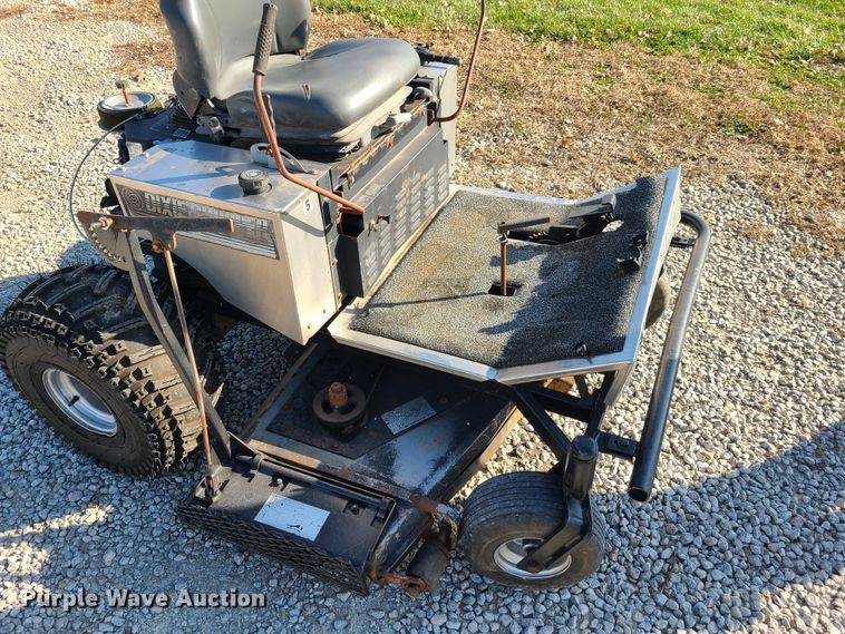 image for item HM9352 Dixie Chopper ZTR lawn mower