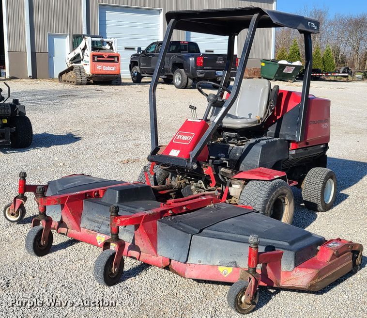 image for item HM9353 Toro Groundsmaster 455D  lawn mower