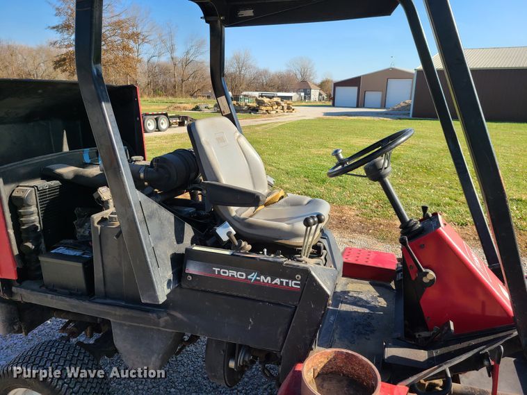 image for item HM9353 Toro Groundsmaster 455D  lawn mower