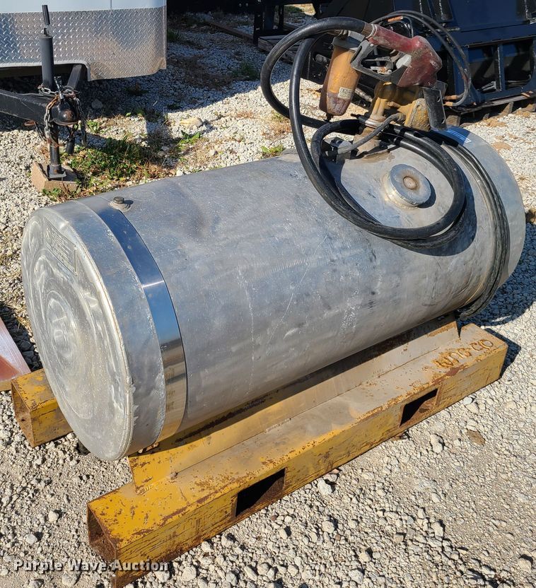 image for item HM9356 Auxiliary fuel tank