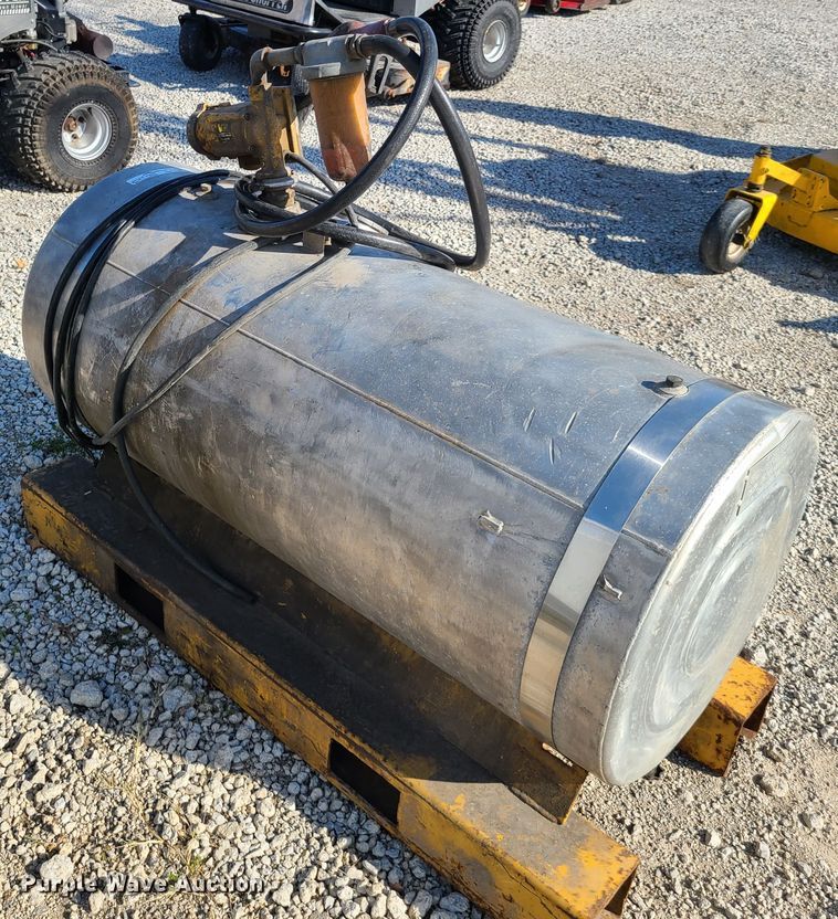 image for item HM9356 Auxiliary fuel tank