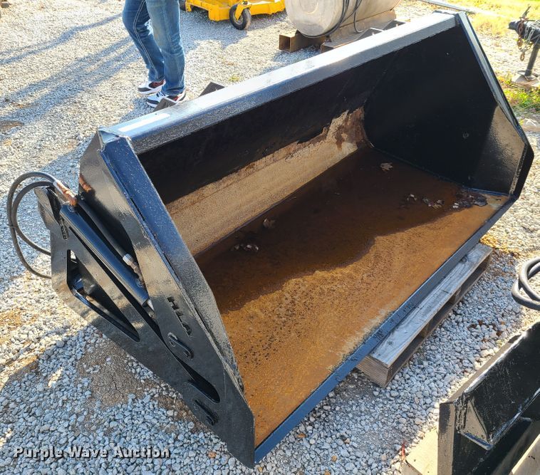 image for item HM9357 HLA HRBHV78-BO500 skid steer hydraulic dump bucket