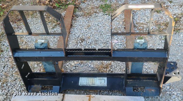 image for item HM9359 Bobcat skid steer forks