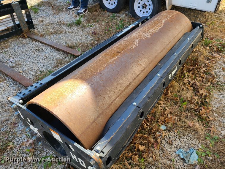 image for item HM9360 2018 Bobcat skid steer smooth drum roller