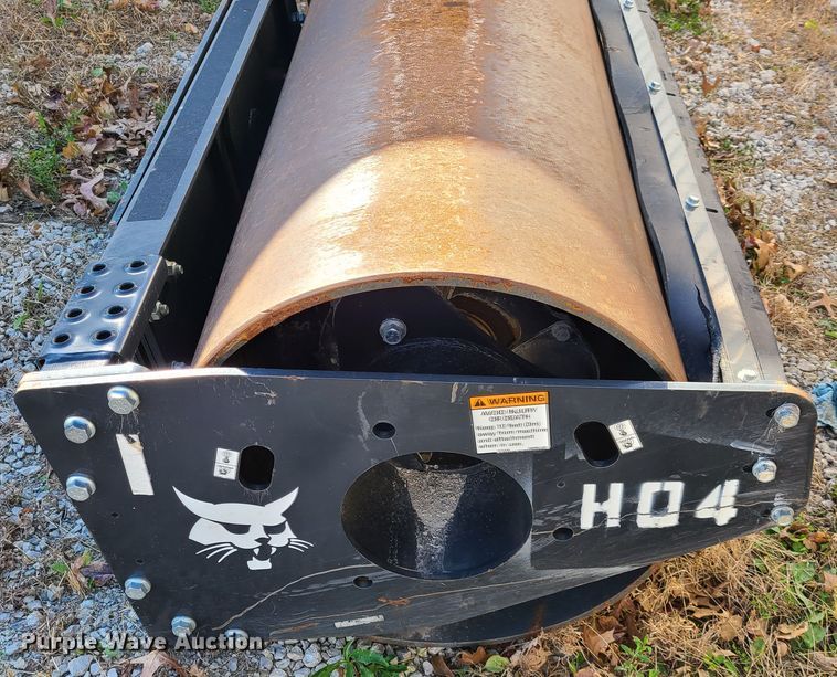 image for item HM9360 2018 Bobcat skid steer smooth drum roller