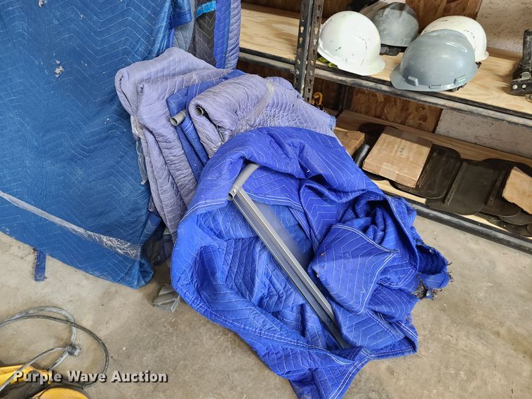 image for item HM9362 Furniture