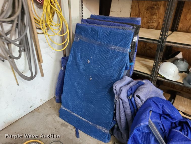 image for item HM9362 Furniture