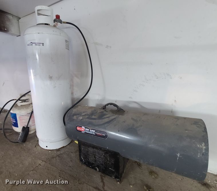 image for item HM9364 Dyna-Glo Deluxe heater