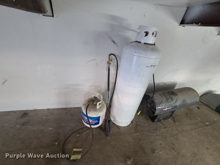 image for item HM9364 Dyna-Glo Deluxe heater