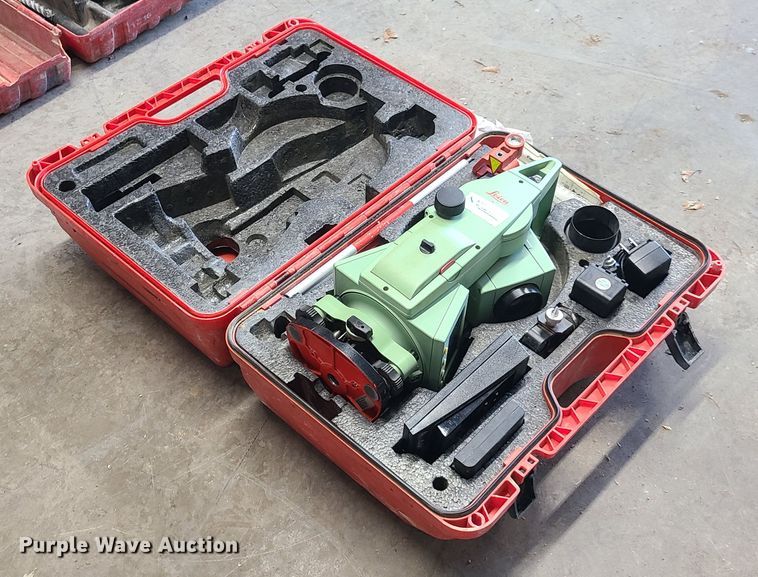 image for item HM9368 Leica laser level