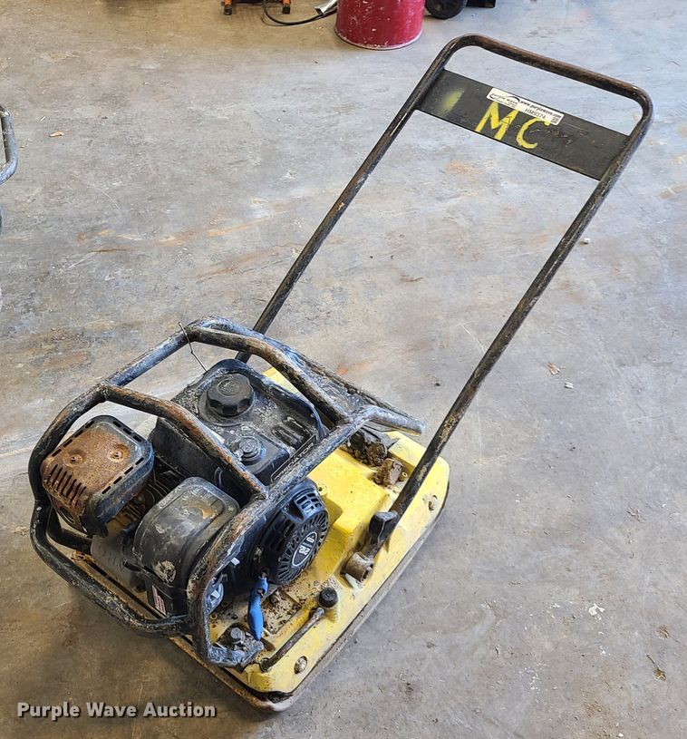 image for item HM9374 Wacker plate compactor