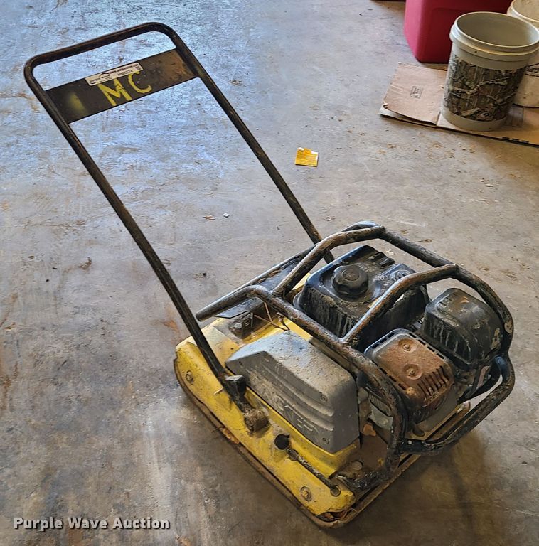 image for item HM9374 Wacker plate compactor