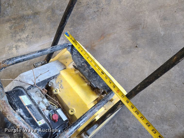 image for item HM9374 Wacker plate compactor