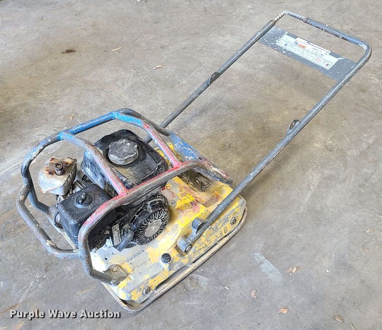 image for item HM9375 Wacker plate compactor