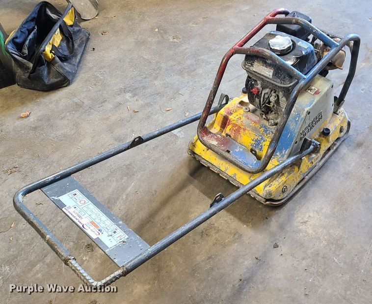 image for item HM9375 Wacker plate compactor