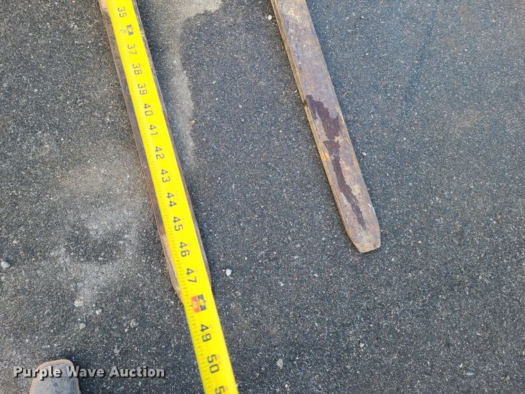 image for item HM9376 Skid steer pallet forks