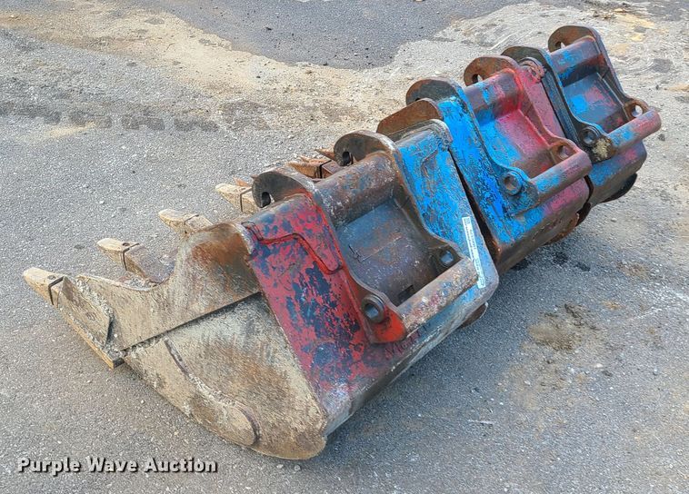 image for item HM9379 (3) Bobcat excavator buckets