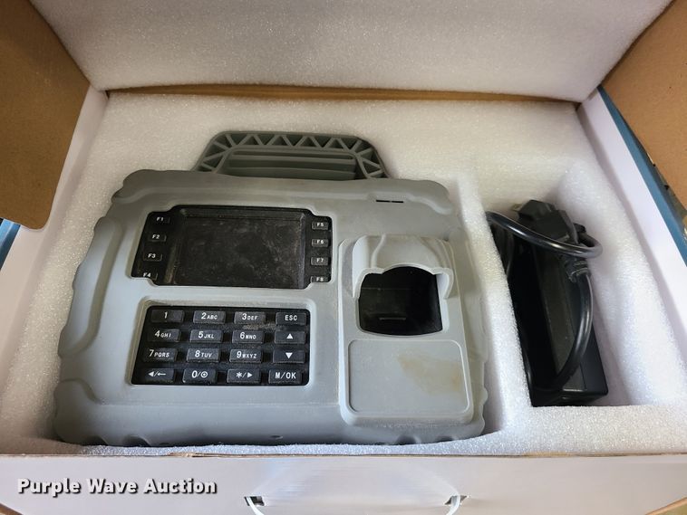 image for item HM9383 Time clocks