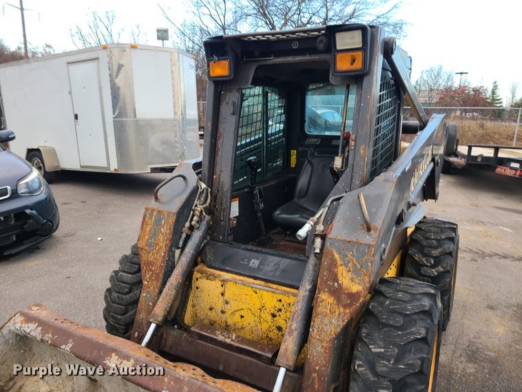 image for item HM9385 New Holland LS185  skid steer loader