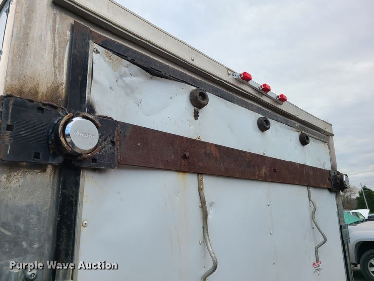 image for item HM9386 2016 Arising enclosed cargo trailer