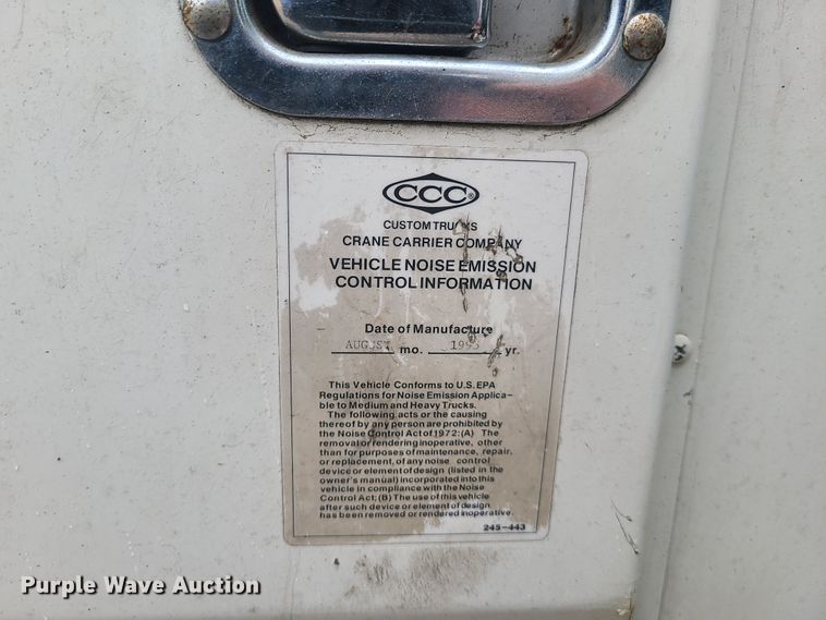 image for item HM9390 1995 Crane Carrier  refuse truck