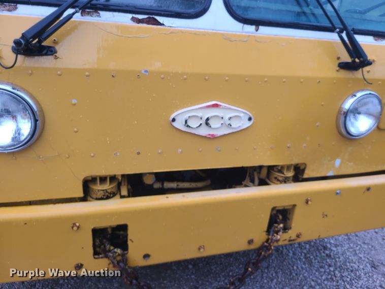 image for item HM9390 1995 Crane Carrier  refuse truck