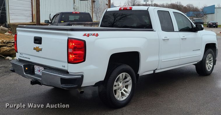 image for item HM9400 2019 Chevrolet Silverado 1500  Double Cab pickup truck