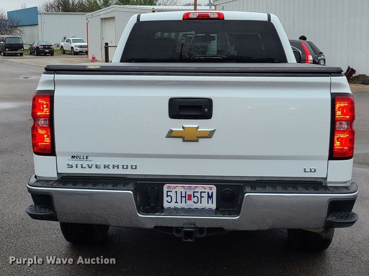 image for item HM9400 2019 Chevrolet Silverado 1500  Double Cab pickup truck